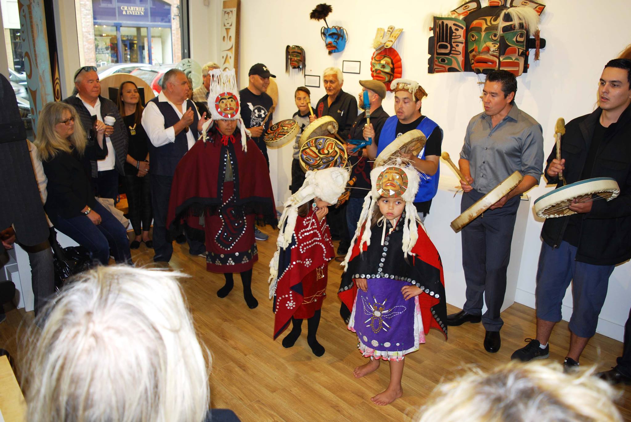 40519810_10155436651516695_8288690782768988160_o